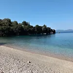 Konstas Stone Island House In Meganisi * Spartokhorion