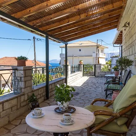 Konstas Stone Island House In Meganisi Holiday home Spartokhorion