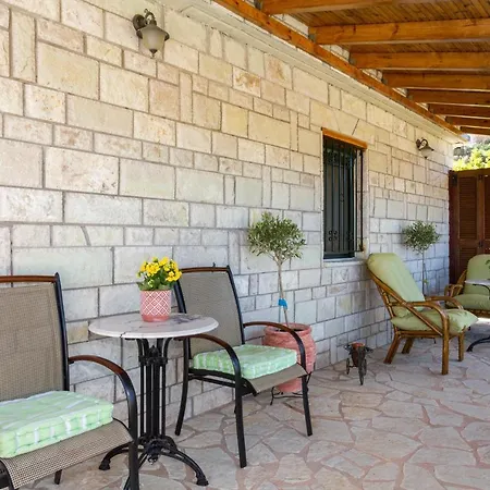 Prázdninový dům Konstas Stone Island House In Meganisi